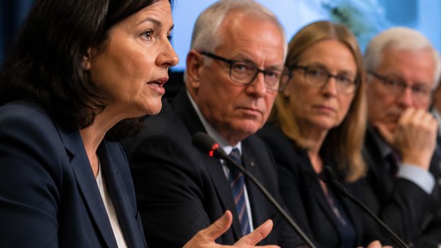 CDC's Decision Sparks Debate Over Vaccine Research Transparency | pragmatic 168, jagoan slot, 29hoki