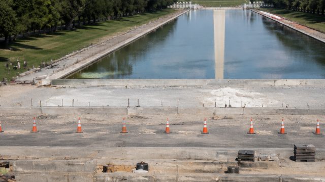 Controversy Surrounds Trump's Reflecting Pool Amid Ongoing Renovation Issues | big777 situs judi slo