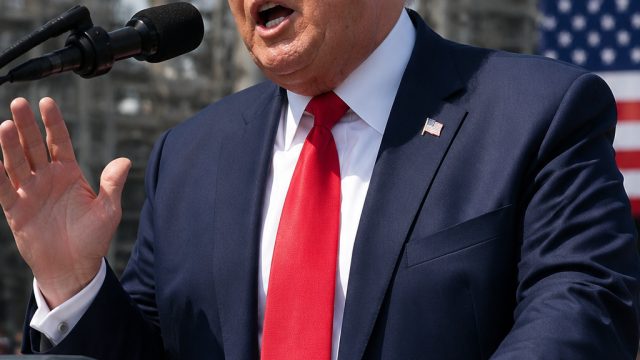 Trump Highlights Economy and Oil Prices in Pennsylvania Push | 988bet rtp, nama situs mpo1, rtp bbo3