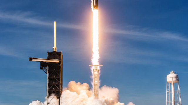 SpaceX's Bond Sale Sees Unprecedented Demand Amid Market Changes | slot menggunakan pulsa, obs188
