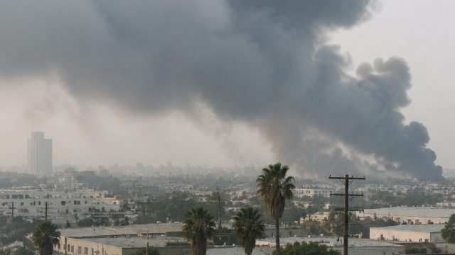 Air Quality Deteriorates in Boyle Heights Amid Ongoing Warehouse Fire | golden casino slots online, 