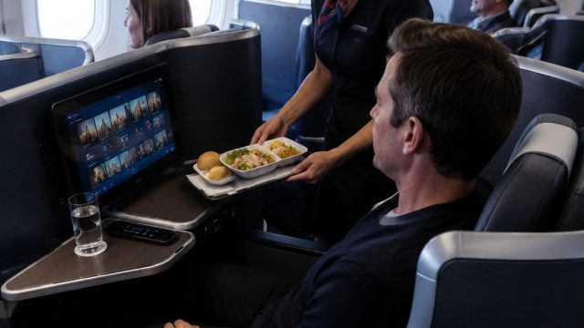 American Airlines Enhances Comfort with Fleet Retrofits for Premium Experience | lirik lagu gubuk da