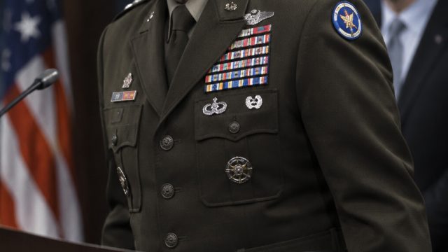 Surprising Departure: General Christopher Donahue Steps Down Amid Changes | 77casino, pokerrepublik 